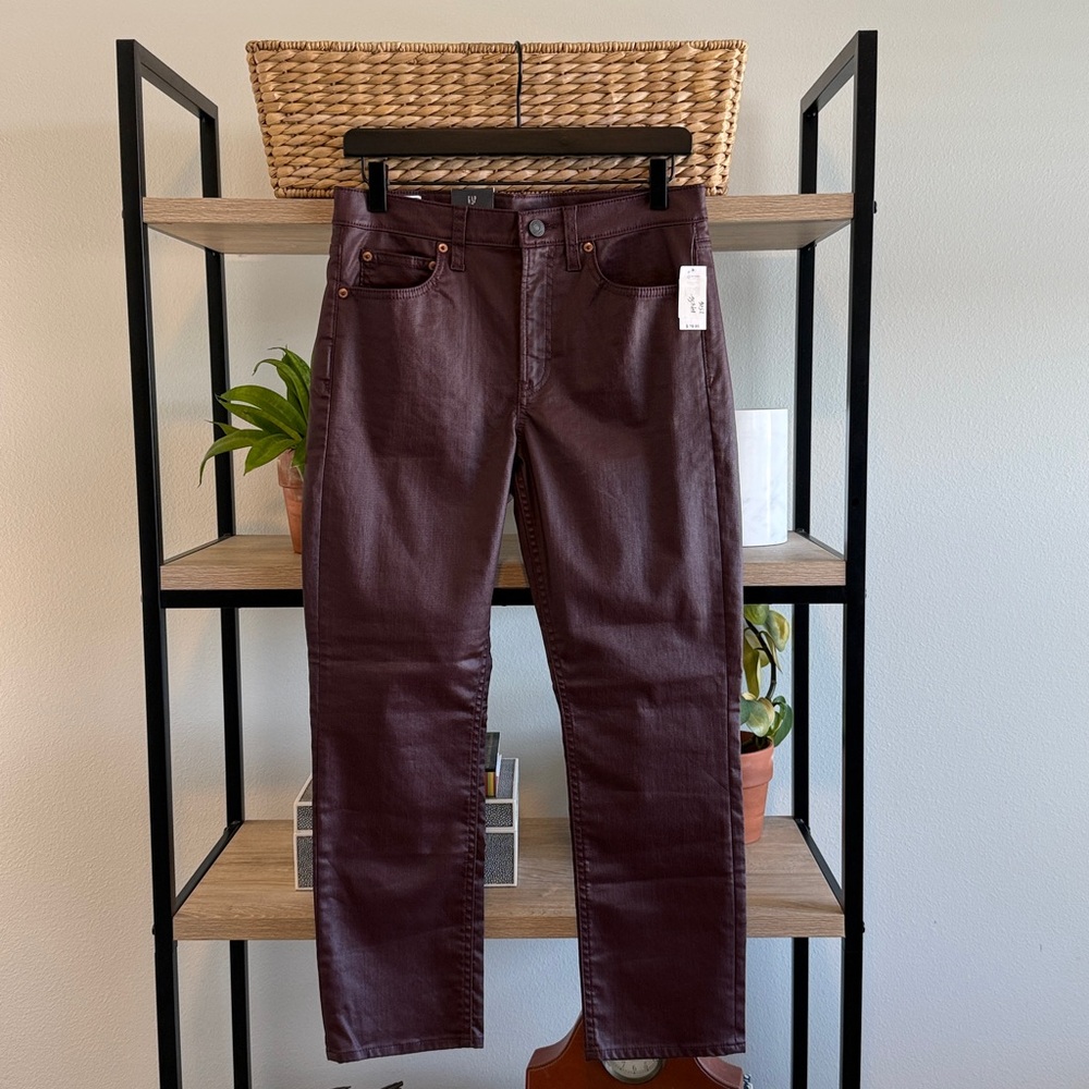 NWT GAP Coated Wax Vintage Slim Mid-Rise Burgundy Jeans, 28/ 6 Short